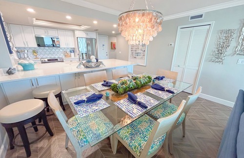 Punta Rassa Condominio | ¡Late check-out y salida gratis en estancias antes del 30/30!