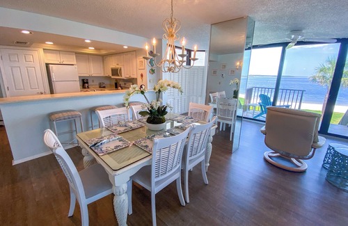Punta Rassa Apartamento | Sanibel Harbour Resort: Bay View Tower 137 Waterfront condo with private beach