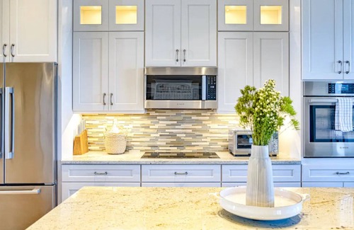 Murex Lakes Casa | Sanibel Spacious Lakefront Retreat, Steps to Scenic Shores,Shelling and Fishing