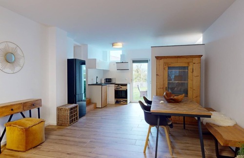 Altensteig Apartamento | Sanierte Ferienwohnung / 50qm / Wlan / Garten
