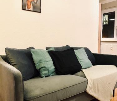 Andreasvorstadt Apartamento | Saniertes Studio - Elisa - mit Balkon, WLAN, Smart-TV & Küche in City-Nähe