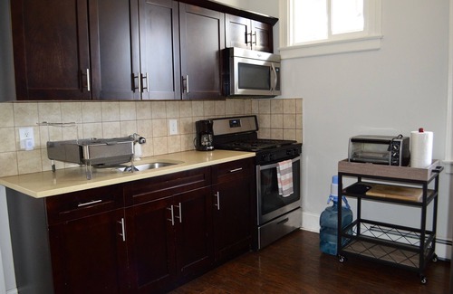 North Bergen Casa | Chic-Colonial moderno a 20 minutos de Nueva York y a poca distancia para descansar