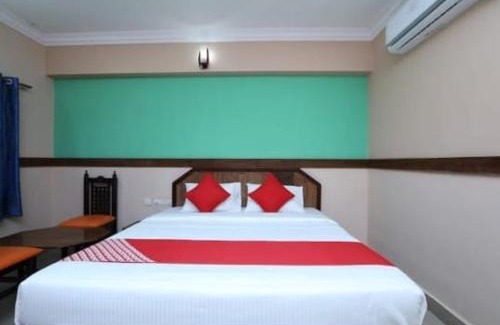 Mysore Cabina | Sanman Regency next to Jaganmohan Palace