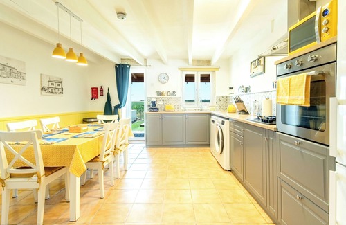 Villeneuve-la-Comtesse Cabaña | Sans Souci Gites - Tournesols - 3 Stars