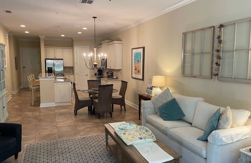 American Beach Condominio | Luxury Summerwoods First Floor Villa 2 Br / 2ba W / Acceso exclusivo a la playa