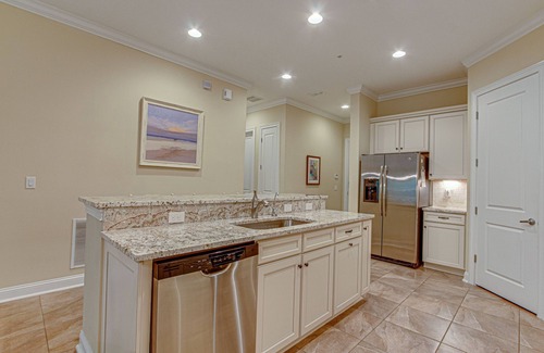 American Beach Condominio | Luxury Summerwoods First Floor Villa 2 Br / 2ba W / Acceso exclusivo a la playa