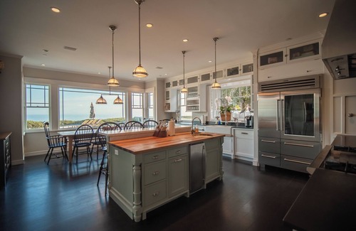 Santa Barbara Casa | Santa Barbara Beach Club - Oceanfront Luxury 5 Bedroom with Pool