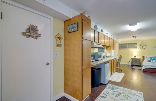 Santa Barbara Apartamento | Santa Barbara Large Cozy Studio with Private Patio + AC + TESLA Charger