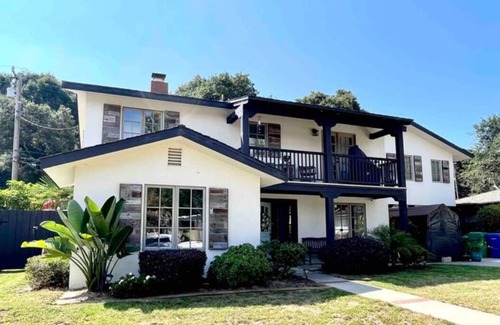 Bel Air Casa | Santa Barbara Pool House Getaway! 30 Day minimum rental