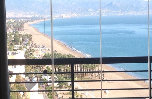 Carihuela Apartamento | Santa Clara : VUE Magnifique SUR LA Baie DE Malaga