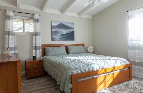 Santa Clarita Casa | Santa Clarita