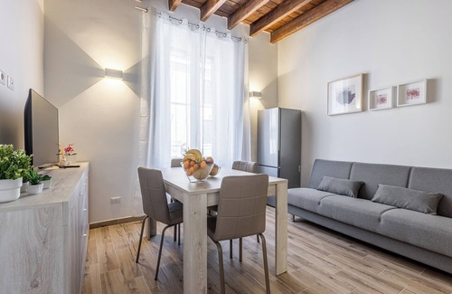 Milan Apartamento | Santa Giulia Suite - 15min Duomo / Milano Centrale ✮✮✮✮✮