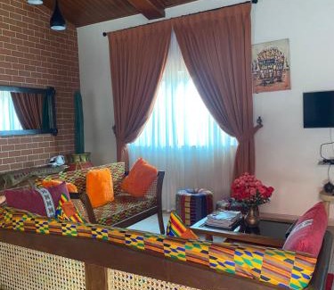 Atimpoku Cabina | Santa Monica Home Lodge