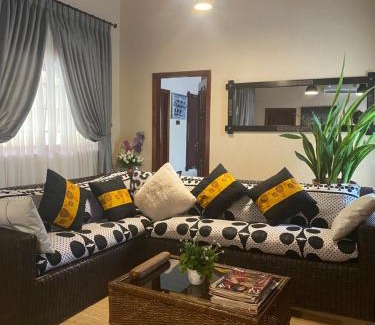 Atimpoku Cabina | Santa Monica Home Lodge