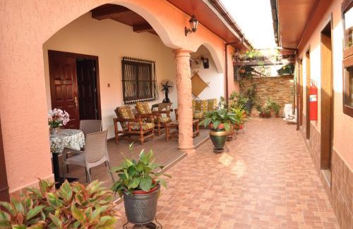 Atimpoku Cabina | Santa Monica Home Lodge