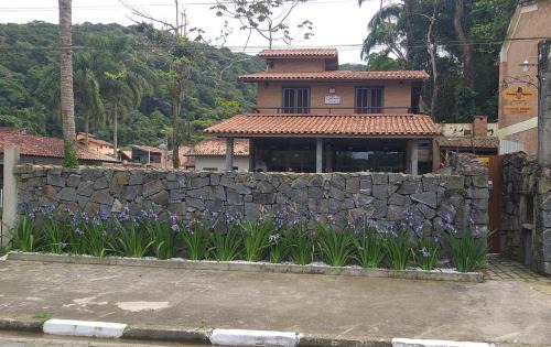 Caraguatatuba Casa | Santa Paula - Cocanha - De frente para a Praia
