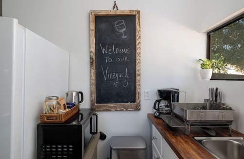 Lompoc Casa | Santa Rita Hills, Vineyard Guesthouse
