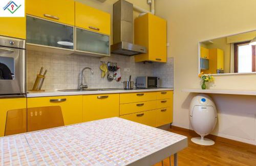 Prato Apartamento | Santa Trinità Home by TuscanyWeGo