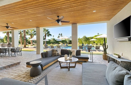 Indio Casa | Lux 7Br Estate, ideal para entretener! Piscina y spa, pozo de fuego, cancha de voleibol de arena
