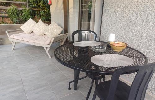 Trawal Apartamento | Santika Sunhill Cottage