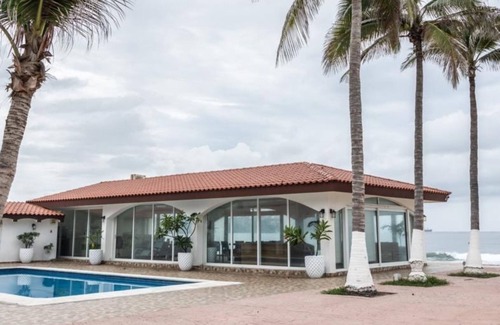 Olas Altas Casa | Casa Santiva Playa