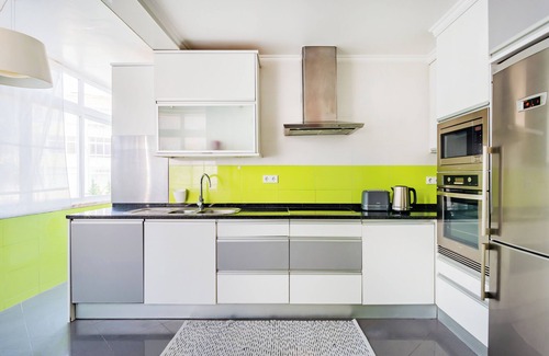 Oeiras Apartamento | Santo Amaro Beach Family Stays