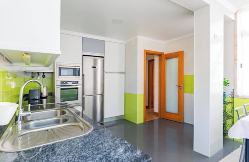 Oeiras Apartamento | Santo Amaro Beach Family Stays