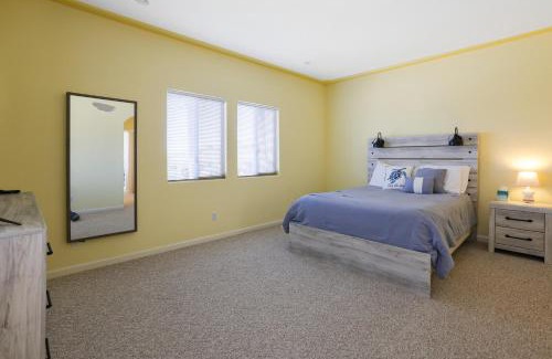 Grover Beach Casa | Santo Tomas Getaway - STR0153