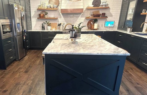 Overland Park Casa | Santoclere - designer home near Corporate Woods