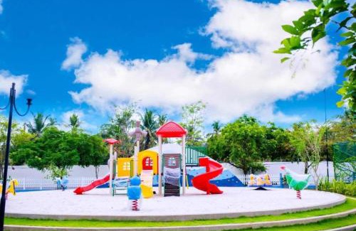 Negombo Apartamento | Santorini Blue Sapphire - Luxury 3BR Theme Park Resort Apartment - Negombo