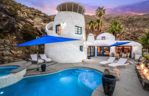 The Mesa Casa | Santorini House Panoramic Palm Springs Views