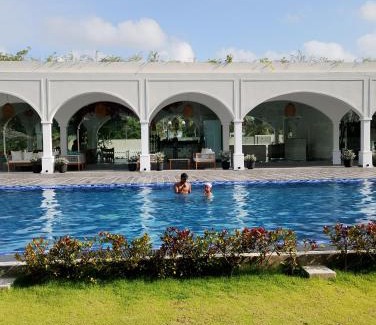 Negombo Apartamento | Santorini Resort Apartment 3 Bed rooms- Negombo Beach & Airport