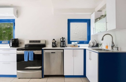 Ocean Park Apartamento | Santorini Suite123 @ Ocean Park 3BD/3BA/Pool/Beach
