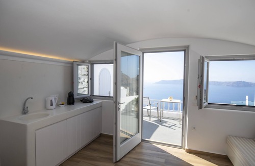 Firostefani Apartamento | Santorini View Studios-Adults Only