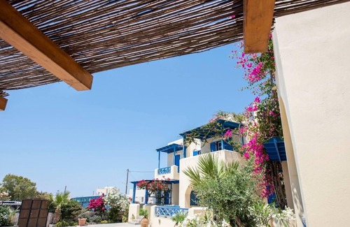 Megalochori Apartamento | Santorious Spacious Apartment