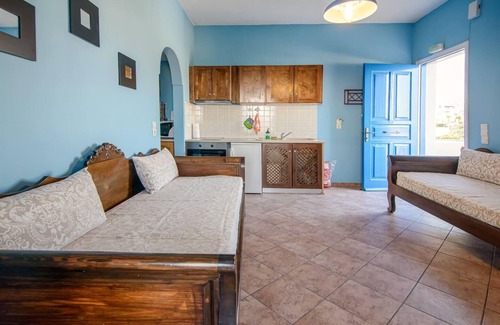 Megalochori Apartamento | Santorious Quiet Apartment