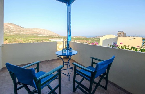Megalochori Apartamento | Santorious Quiet Apartment