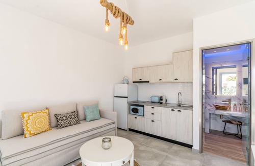 Emporio Casa | SantoRossa Luxury Villas