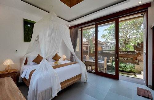 Melayang Hotel | Santosha Place
