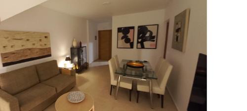 Vichona Apartamento | "SANXENXO HOLIDAYS" ATICO CON GARAJE, BARBACOA y PISCINA A 5 MIN DEL CENTRO