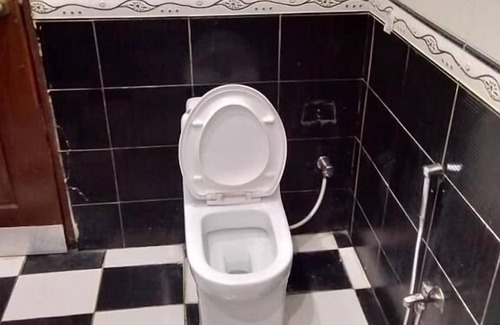 Lahore Hotel | Saphire Inn Motel