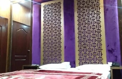 Lahore Hotel | Saphire Inn Motel