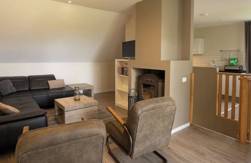 Luxembourg Ardennes Chalet De Esquí | Sapinière Type F08 - Cuatro Habitaciones Chalet, Capacidad 8