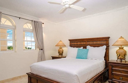 Callendar Condominio | Sapphire Beach 401 (2 Bed)