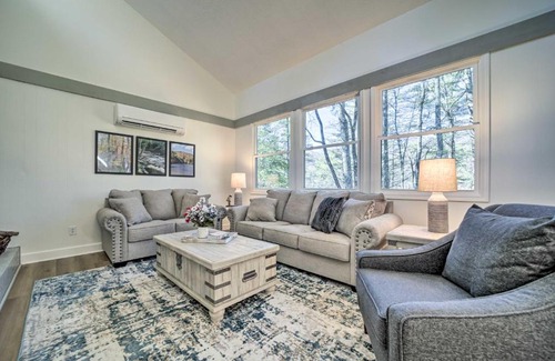 Sapphire Casa | Sapphire Home with Grill and Pool Access