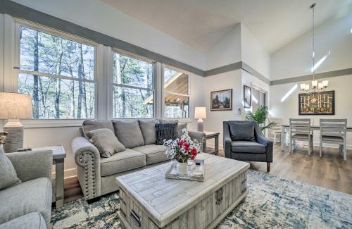 Sapphire Casa | Sapphire Home with Grill and Pool Access