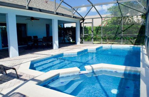 Orange Tree Casa | Sapphire Sky at White Rose Villa - Sunny Pool & Spa - Orange Tree Community - Nr Disney