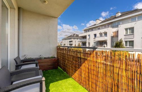Bialoleka Apartamento | Sapphire Sky Deluxe Apartment