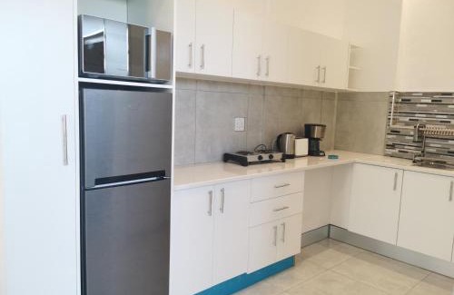 Klein Windhoek Casa | Sapphire Studio Self Catering At 54