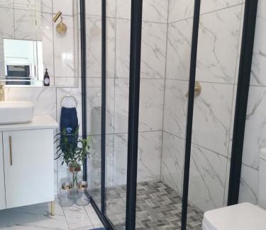 Klein Windhoek Casa | Sapphire Studio Self Catering At 54
